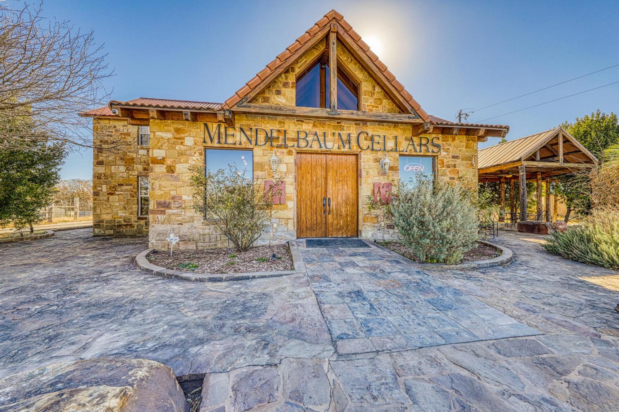 The Pecan @ Mendelbaum Winery Guest Cabins Villa Fredericksburg Exteriör bild
