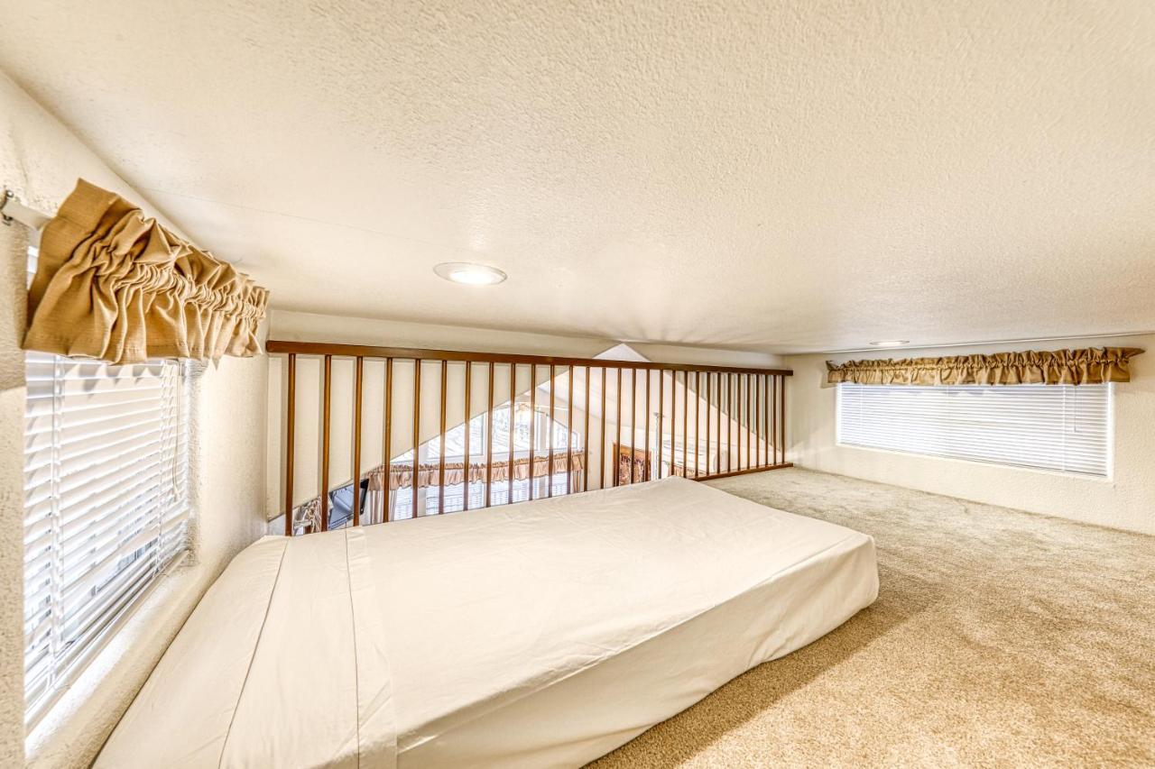 The Pecan @ Mendelbaum Winery Guest Cabins Villa Fredericksburg Exteriör bild