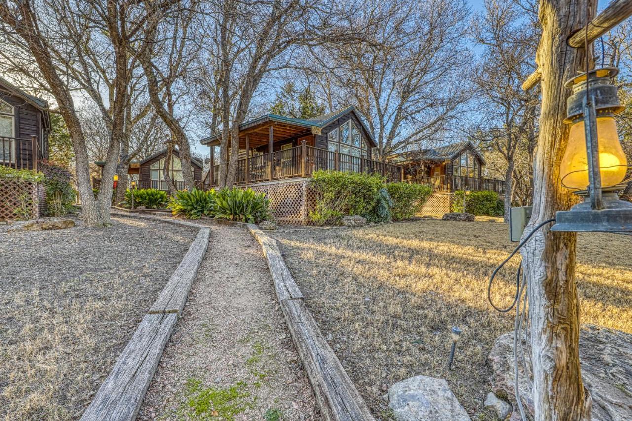 The Pecan @ Mendelbaum Winery Guest Cabins Villa Fredericksburg Exteriör bild
