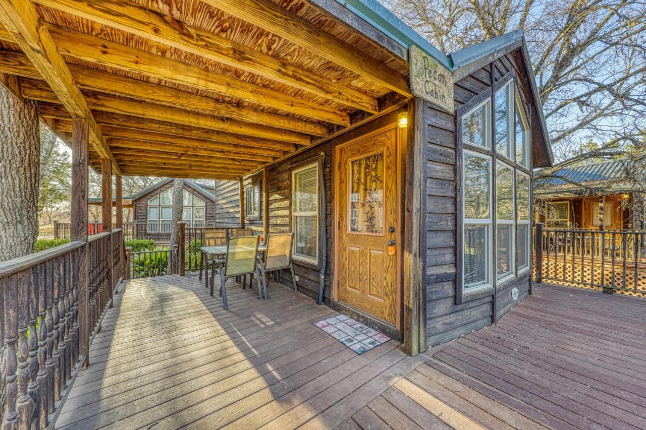 The Pecan @ Mendelbaum Winery Guest Cabins Villa Fredericksburg Exteriör bild