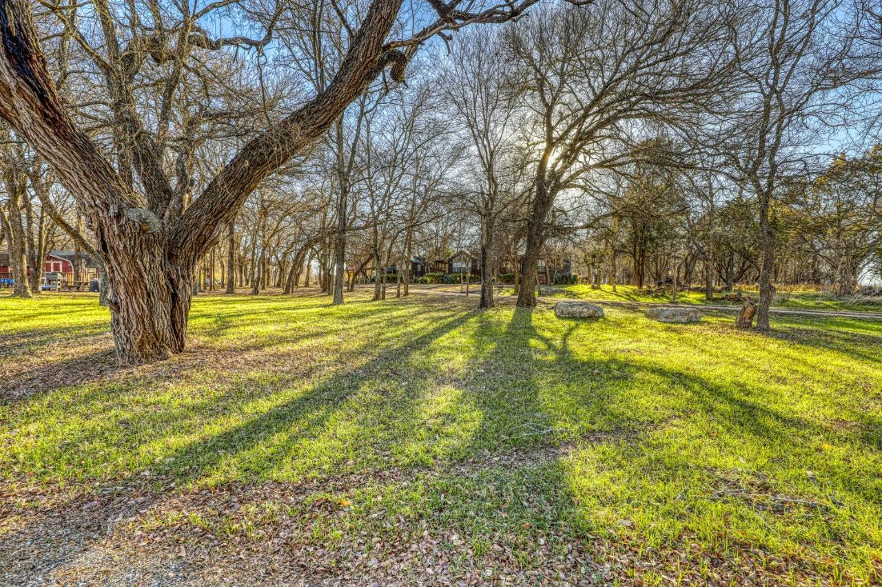 The Pecan @ Mendelbaum Winery Guest Cabins Villa Fredericksburg Exteriör bild